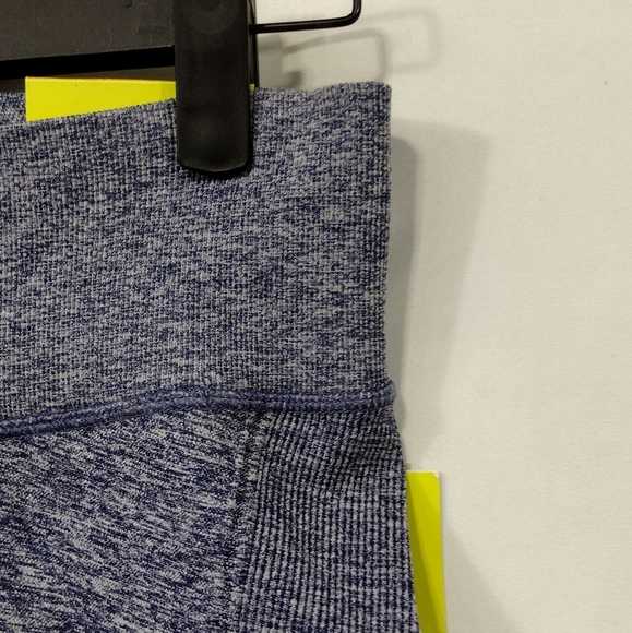 NWT All in Motion Ombre Leggings Women's XS Blue Purple Sporty Athletic Outdoor - Picture 4 of 8